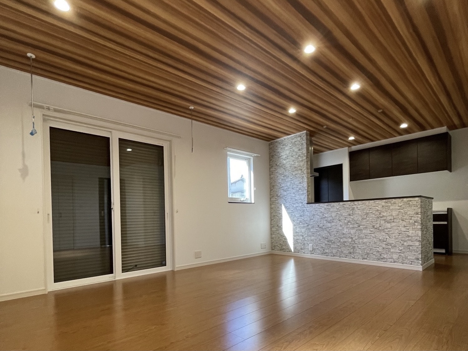 【施工事例】大好きな木目をふんだんに使った住まい